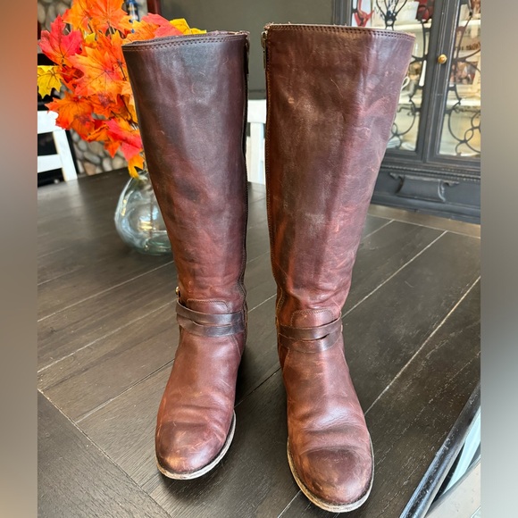 Frye Melissa belted riding boots - Picture 3 of 3